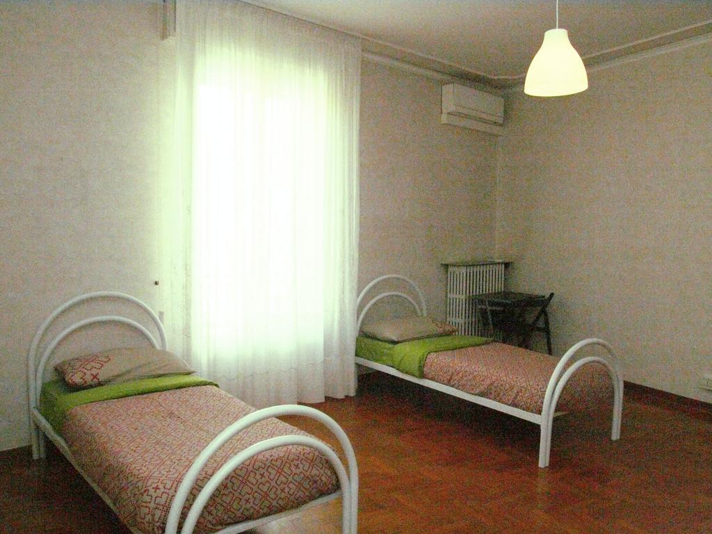 Bella Venezia Hotel Room photo